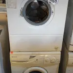 LOTE 303 - 02 MÁQUINAS DE LAVAR ROUPAS SENDO 01 BOSCH E 01 CONTINENTAL 220V. (NO ESTADO) ATENÇÃO! FAZER A VISITAÇÃO ANTES DE ARREMATAR, NÃO SABEMOS SE FUNCIONA. LEILÃO NÃO TEM GARANTIA E NEM DEVOLUÇÃO, SUJEITO A POSSÍVEIS AVARIAS VISÍVEIS/OCULTAS E/OU AUSÊNCIA DE COMPONENTES.
