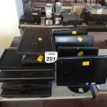LOTE 201 - 15 NOTEBOOKS DE MARCAS E MODELOS DIVERSOS. (NO ESTADO) ATENÇÃO! FAZER A VISITAÇÃO ANTES DE ARREMATAR, NÃO SABEMOS SE FUNCIONA, LEILÃO NÃO TEM GARANTIA E NEM DEVOLUÇÃO, SUJEITO A POSSÍVEIS AVARIAS VISÍVEIS/OCULTAS E/OU AUSÊNCIA DE COMPONENTES.