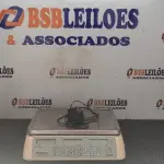 01 BALANÇA MARCA FILIZOLA COM FONTE, DIVISÃO MAX 15KG. (NO ESTADO) ATENÇÃO! FAZER A VISITAÇÃO ANTES DE ARREMATAR, NÃO SABEMOS SE FUNCIONA, LEILÃO NÃO TEM GARANTIA E NEM DEVOLUÇÃO, SUJEITO A POSSÍVEIS AVARIAS VISÍVEIS/OCULTAS E/OU AUSÊNCIA DE COMPONENTES.