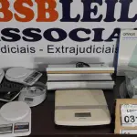 LOTE 031 - 10 BALANÇAS MARCAS E MODELOS DIVERSOS E 01 SELADORA ELÉTRICA. (NO ESTADO) ATENÇÃO! FAZER A VISITAÇÃO ANTES DE ARREMATAR, NÃO SABEMOS SE FUNCIONA. LEILÃO NÃO TEM GARANTIA E NEM DEVOLUÇÃO, SUJEITO A POSSÍVEIS AVARIAS VISÍVEIS/OCULTAS E/OU AUSÊNCIA DE COMPONENTES.
