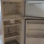 LOTE 415 - 01 GELADEIRA BRASTEMP. (NO ESTADO) ATENÇÃO! FAZER A VISITAÇÃO ANTES DE ARREMATAR, NÃO SABEMOS SE FUNCIONA. LEILÃO NÃO TEM GARANTIA E NEM DEVOLUÇÃO, SUJEITO A POSSÍVEIS AVARIAS VISÍVEIS/OCULTAS E/OU AUSÊNCIA DE COMPONENTES.
