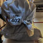 LOTE 402 - 63 CAPAS 75MM E 15 LUVAS DE CORRER 100MM. (NO ESTADO) ATENÇÃO! FAZER A VISITAÇÃO ANTES DE ARREMATAR, NÃO SABEMOS SE FUNCIONA. LEILÃO NÃO TEM GARANTIA E NEM DEVOLUÇÃO, SUJEITO A POSSÍVEIS AVARIAS VISÍVEIS/OCULTAS E/OU AUSÊNCIA DE COMPONENTES.