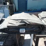 LOTE 422 - 01 LONA DE CAMINHÃO. (NO ESTADO) ATENÇÃO! FAZER A VISITAÇÃO ANTES DE ARREMATAR, NÃO SABEMOS SE FUNCIONA, LEILÃO NÃO TEM GARANTIA E NEM DEVOLUÇÃO, SUJEITO A POSSÍVEIS AVARIAS VISÍVEIS/OCULTAS E/OU AUSÊNCIA DE COMPONENTES.