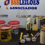 LOTE 361 - 01 LOTE COM FUNDO PREPARADOR DE PAREDES, ZARCÃO, SIKA E AGUARRÁS, ALICATE CRIMPA DOR, ALICATE MULTIUSO, ALICATE DE PRESSÃO E LINHAS PARA PEDREIRO. (NO ESTADO) ATENÇÃO! FAZER A VISITAÇÃO ANTES DE ARREMATAR, NÃO SABEMOS SE FUNCIONA. LEILÃO NÃO TEM GARANTIA E NEM DEVOLUÇÃO, SUJEITO A POSSÍVEIS AVARIAS VISÍVEIS/OCULTAS E/OU AUSÊNCIA DE COMPONENTES.