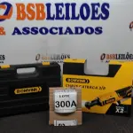 LOTE 300 - CHAVE CATRACA 3/8 COM DUAS BATERIAS MALETA  E ACESSÓRIOS. (NO ESTADO) ATENÇÃO! FAZER A VISITAÇÃO ANTES DE ARREMATAR, NÃO SABEMOS SE FUNCIONA, LEILÃO NÃO TEM GARANTIA E NEM DEVOLUÇÃO, SUJEITO A POSSÍVEIS AVARIAS VISÍVEIS/OCULTAS E/OU AUSÊNCIA DE COMPONENTES. 