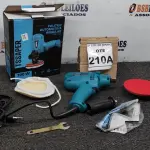 LOTE 210 - POLITRIZ AUTOMOTIVA ANGULAR  700W 6VELOCIDADES 600-4000RPM 220V COM PUNHO, CHAVE, DISCO E BOINA DE LÃ. (NO ESTADO) ATENÇÃO! FAZER A VISITAÇÃO ANTES DE ARREMATAR, NÃO SABEMOS SE FUNCIONA, LEILÃO NÃO TEM GARANTIA E NEM DEVOLUÇÃO, SUJEITO A POSSÍVEIS AVARIAS VISÍVEIS/OCULTAS E/OU AUSÊNCIA DE COMPONENTES. 