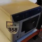 LOTE 358 - 01 IMPRESSORA E GRAVADORA DE CD E DVD PP100 II MARCA EPSON. (NO ESTADO) ATENÇÃO! FAZER A VISITAÇÃO ANTES DE ARREMATAR, NÃO SABEMOS SE FUNCIONA, LEILÃO NÃO TEM GARANTIA E NEM DEVOLUÇÃO, SUJEITO A POSSÍVEIS AVARIAS VISÍVEIS/OCULTAS E/OU AUSÊNCIA DE COMPONENTES.