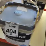 LOTE 404 - 01 GALÃO DE TINTA SUVINIL DE 18L PARA INTERIORES ACABAMENTO FOSCO BRANCO. (NOVO) (NO ESTADO) ATENÇÃO! FAZER A VISITAÇÃO ANTES DE ARREMATAR, NÃO SABEMOS SE FUNCIONA. LEILÃO NÃO TEM GARANTIA E NEM DEVOLUÇÃO, SUJEITO A POSSÍVEIS AVARIAS VISÍVEIS/OCULTAS E/OU AUSÊNCIA DE COMPONENTES.