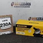 LOTE 230 - ESMERILHADEIRA ANGULAR 220V 710W  ACESSÓRIOS 1CHAVE 1PROTETOR 1MANOPLA. (NO ESTADO) ATENÇÃO! FAZER A VISITAÇÃO ANTES DE ARREMATAR, NÃO SABEMOS SE FUNCIONA, LEILÃO NÃO TEM GARANTIA E NEM DEVOLUÇÃO, SUJEITO A POSSÍVEIS AVARIAS VISÍVEIS/OCULTAS E/OU AUSÊNCIA DE COMPONENTES. 