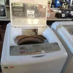 LOTE 343 - 01 MÁQUINA DE LAVAR ROUPAS BRASTEMP 8KG 220V. (NO ESTADO) ATENÇÃO! FAZER A VISITAÇÃO ANTES DE ARREMATAR, NÃO SABEMOS SE FUNCIONA. LEILÃO NÃO TEM GARANTIA E NEM DEVOLUÇÃO, SUJEITO A POSSÍVEIS AVARIAS VISÍVEIS/OCULTAS E/OU AUSÊNCIA DE COMPONENTES.