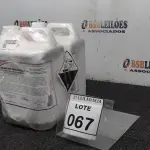 LOTE 067 - 02 REMOVEDORES DE CERA E ACABAMENTOS COM 5L CADA. (NO ESTADO) ATENÇÃO! FAZER A VISITAÇÃO ANTES DE ARREMATAR, NÃO SABEMOS SE FUNCIONA. LEILÃO NÃO TEM GARANTIA E NEM DEVOLUÇÃO, SUJEITO A POSSÍVEIS AVARIAS VISÍVEIS/OCULTAS E/OU AUSÊNCIA DE COMPONENTES.