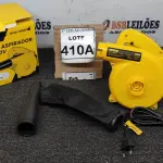 LOTE 410 - SOPRADOR  E ASPIRADOR ELÉTRICO 220V 700W 13600RPM. (NO ESTADO) ATENÇÃO! FAZER A VISITAÇÃO ANTES DE ARREMATAR, NÃO SABEMOS SE FUNCIONA, LEILÃO NÃO TEM GARANTIA E NEM DEVOLUÇÃO, SUJEITO A POSSÍVEIS AVARIAS VISÍVEIS/OCULTAS E/OU AUSÊNCIA DE COMPONENTES. 