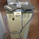 LOTE 207 - 01 EQUIPAMENTO THEMOPULSE. (NO ESTADO) ATENÇÃO! FAZER A VISITAÇÃO ANTES DE ARREMATAR, NÃO SABEMOS SE FUNCIONA, LEILÃO NÃO TEM GARANTIA E NEM DEVOLUÇÃO, SUJEITO A POSSÍVEIS AVARIAS VISÍVEIS/OCULTAS E/OU AUSÊNCIA DE COMPONENTES.