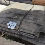 LOTE 334 - 01 LONA DE CAMINHÃO. (NO ESTADO) ATENÇÃO! FAZER A VISITAÇÃO ANTES DE ARREMATAR, NÃO SABEMOS SE FUNCIONA, LEILÃO NÃO TEM GARANTIA E NEM DEVOLUÇÃO, SUJEITO A POSSÍVEIS AVARIAS VISÍVEIS/OCULTAS E/OU AUSÊNCIA DE COMPONENTES.