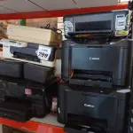 LOTE 299 - 08 IMPRESSORAS DE MARCAS E MODELOS DIVERSOS. (NO ESTADO) ATENÇÃO! FAZER A VISITAÇÃO ANTES DE ARREMATAR, NÃO SABEMOS SE FUNCIONA, LEILÃO NÃO TEM GARANTIA E NEM DEVOLUÇÃO, SUJEITO A POSSÍVEIS AVARIAS VISÍVEIS/OCULTAS E/OU AUSÊNCIA DE COMPONENTES.