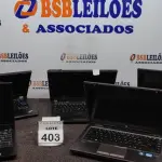 LOTE 403 - 05 NOTEBOOKS DE MARCAS E MODELOS DIVERSOS PARA RETIRADA DE PEÇAS. (NO ESTADO) ATENÇÃO! FAZER A VISITAÇÃO ANTES DE ARREMATAR, NÃO SABEMOS SE FUNCIONA, LEILÃO NÃO TEM GARANTIA E NEM DEVOLUÇÃO, SUJEITO A POSSÍVEIS AVARIAS VISÍVEIS/OCULTAS E/OU AUSÊNCIA DE COMPONENTES.