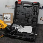 LOTE 250 - PARAFUSADEIRA 48V A  BATERIAS E ADAPTADOR CORTADOR DE CHAPA COM MALETA. (NO ESTADO) ATENÇÃO! FAZER A VISITAÇÃO ANTES DE ARREMATAR, NÃO SABEMOS SE FUNCIONA, LEILÃO NÃO TEM GARANTIA E NEM DEVOLUÇÃO, SUJEITO A POSSÍVEIS AVARIAS VISÍVEIS/OCULTAS E/OU AUSÊNCIA DE COMPONENTES. 