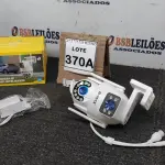 LOTE 370 - CÂMERA DUPLA IP WIFI INTELIGENTE EXTERNA APPS YOOSEE  ALTO FALANTE MICROFONE GIRA 360GRAUS COM LEDES BRANCO FOTOSSENSÍVEL 1080P. (NO ESTADO) ATENÇÃO! FAZER A VISITAÇÃO ANTES DE ARREMATAR, NÃO SABEMOS SE FUNCIONA, LEILÃO NÃO TEM GARANTIA E NEM DEVOLUÇÃO, SUJEITO A POSSÍVEIS AVARIAS VISÍVEIS/OCULTAS E/OU AUSÊNCIA DE COMPONENTES.  