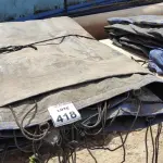 LOTE 418 - 01 LONA DE CAMINHÃO. (NO ESTADO) ATENÇÃO! FAZER A VISITAÇÃO ANTES DE ARREMATAR, NÃO SABEMOS SE FUNCIONA, LEILÃO NÃO TEM GARANTIA E NEM DEVOLUÇÃO, SUJEITO A POSSÍVEIS AVARIAS VISÍVEIS/OCULTAS E/OU AUSÊNCIA DE COMPONENTES.