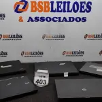 LOTE 403 - 05 NOTEBOOKS DE MARCAS E MODELOS DIVERSOS PARA RETIRADA DE PEÇAS. (NO ESTADO) ATENÇÃO! FAZER A VISITAÇÃO ANTES DE ARREMATAR, NÃO SABEMOS SE FUNCIONA, LEILÃO NÃO TEM GARANTIA E NEM DEVOLUÇÃO, SUJEITO A POSSÍVEIS AVARIAS VISÍVEIS/OCULTAS E/OU AUSÊNCIA DE COMPONENTES.