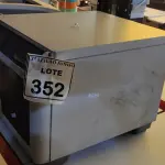LOTE 352 - 01 IMPRESSORA E GRAVADORA DE CD E DVD PP100 MARCA EPSON. (NO ESTADO) ATENÇÃO! FAZER A VISITAÇÃO ANTES DE ARREMATAR, NÃO SABEMOS SE FUNCIONA, LEILÃO NÃO TEM GARANTIA E NEM DEVOLUÇÃO, SUJEITO A POSSÍVEIS AVARIAS VISÍVEIS/OCULTAS E/OU AUSÊNCIA DE COMPONENTES.