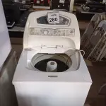 LOTE 351 - 01 MÁQUINA DE LAVAR MARCA BRASTEMP 5KG. (NO ESTADO) ATENÇÃO! FAZER A VISITAÇÃO ANTES DE ARREMATAR, NÃO SABEMOS SE FUNCIONA. LEILÃO NÃO TEM GARANTIA E NEM DEVOLUÇÃO, SUJEITO A POSSÍVEIS AVARIAS VISÍVEIS/OCULTAS E/OU AUSÊNCIA DE COMPONENTES.