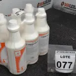LOTE 077 - 06 LUSTRA MÓVEIS COM 1L CADA. (NO ESTADO) ATENÇÃO! FAZER A VISITAÇÃO ANTES DE ARREMATAR, NÃO SABEMOS SE FUNCIONA. LEILÃO NÃO TEM GARANTIA E NEM DEVOLUÇÃO, SUJEITO A POSSÍVEIS AVARIAS VISÍVEIS/OCULTAS E/OU AUSÊNCIA DE COMPONENTES.