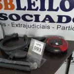 LOTE 093 - 01 ASPIRADOR DE PÓ MARCA PHILCO 01 ASPIRADOR ROBO MARCA MULTILASER. (NO ESTADO) ATENÇÃO! FAZER A VISITAÇÃO ANTES DE ARREMATAR, NÃO SABEMOS SE FUNCIONA. LEILÃO NÃO TEM GARANTIA E NEM DEVOLUÇÃO, SUJEITO A POSSÍVEIS AVARIAS VISÍVEIS/OCULTAS E/OU AUSÊNCIA DE COMPONENTES.