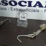 LOTE 145 - 02 GANCHOS/CARRETILHA PARA FRIGORÍFICOS. (NO ESTADO) ATENÇÃO! FAZER A VISITAÇÃO ANTES DE ARREMATAR, NÃO SABEMOS SE FUNCIONA. LEILÃO NÃO TEM GARANTIA E NEM DEVOLUÇÃO, SUJEITO A POSSÍVEIS AVARIAS VISÍVEIS/OCULTAS E/OU AUSÊNCIA DE COMPONENTES.