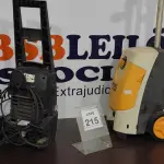 LOTE 215 - 02 LAVADORES DE ALTA PRESSÃO SENDO 01 MARCA STIHL E 01 WAP. (NO ESTADO) ATENÇÃO! FAZER A VISITAÇÃO ANTES DE ARREMATAR, NÃO SABEMOS SE FUNCIONA. LEILÃO NÃO TEM GARANTIA E NEM DEVOLUÇÃO, SUJEITO A POSSÍVEIS AVARIAS VISÍVEIS/OCULTAS E/OU AUSÊNCIA DE COMPONENTES.