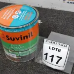 LOTE 117 - 01 LATA DE TINTA ESMALTE PARA MADEIRAS E METAIS NA COR BRILHANTE AMARELO OURO DE 3,6L MARCA SUVINIL. (NOVO) (NO ESTADO) ATENÇÃO! FAZER A VISITAÇÃO ANTES DE ARREMATAR, NÃO SABEMOS SE FUNCIONA. LEILÃO NÃO TEM GARANTIA E NEM DEVOLUÇÃO, SUJEITO A POSSÍVEIS AVARIAS VISÍVEIS/OCULTAS E/OU AUSÊNCIA DE COMPONENTES.