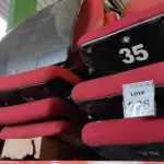 LOTE 226 - 10 POLTRONAS DE AUDITÓRIO NA COR VERMELHA. (NO ESTADO) ATENÇÃO! FAZER A VISITAÇÃO ANTES DE ARREMATAR, NÃO SABEMOS SE FUNCIONA. LEILÃO NÃO TEM GARANTIA E NEM DEVOLUÇÃO, SUJEITO A POSSÍVEIS AVARIAS VISÍVEIS/OCULTAS E/OU AUSÊNCIA DE COMPONENTES.
