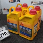 LOTE 090 - 04 ADITIVOS PLASTIFICANTE PARA ARGAMASSA DE ASSENTAMENTO E REBOCO COM 3,6L MARCA SIKA.  (NO ESTADO) ATENÇÃO! FAZER A VISITAÇÃO ANTES DE ARREMATAR, NÃO SABEMOS SE FUNCIONA. LEILÃO NÃO TEM GARANTIA E NEM DEVOLUÇÃO, SUJEITO A POSSÍVEIS AVARIAS VISÍVEIS/OCULTAS E/OU AUSÊNCIA DE COMPONENTES.