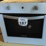 LOTE 187 - 01 FORNO ELÉTRICO DE EMBUTIR MARCA ELECTROLUX. (NO ESTADO) ATENÇÃO! FAZER A VISITAÇÃO ANTES DE ARREMATAR, NÃO SABEMOS SE FUNCIONA. LEILÃO NÃO TEM GARANTIA E NEM DEVOLUÇÃO, SUJEITO A POSSÍVEIS AVARIAS VISÍVEIS/OCULTAS E/OU AUSÊNCIA DE COMPONENTES.