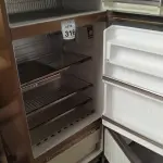 LOTE 316 - 01 GELADEIRA 03 PORTAS MARCA BRASTEMP 220V. (NO ESTADO) ATENÇÃO! FAZER A VISITAÇÃO ANTES DE ARREMATAR, NÃO SABEMOS SE FUNCIONA. LEILÃO NÃO TEM GARANTIA E NEM DEVOLUÇÃO, SUJEITO A POSSÍVEIS AVARIAS VISÍVEIS/OCULTAS E/OU AUSÊNCIA DE COMPONENTES.