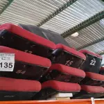 LOTE 135 - 12 POLTRONAS DE AUDITÓRIO NA COR VERMELHA. (NO ESTADO) ATENÇÃO! FAZER A VISITAÇÃO ANTES DE ARREMATAR, NÃO SABEMOS SE FUNCIONA. LEILÃO NÃO TEM GARANTIA E NEM DEVOLUÇÃO, SUJEITO A POSSÍVEIS AVARIAS VISÍVEIS/OCULTAS E/OU AUSÊNCIA DE COMPONENTES.
