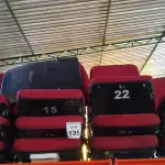 LOTE 135 - 12 POLTRONAS DE AUDITÓRIO NA COR VERMELHA. (NO ESTADO) ATENÇÃO! FAZER A VISITAÇÃO ANTES DE ARREMATAR, NÃO SABEMOS SE FUNCIONA. LEILÃO NÃO TEM GARANTIA E NEM DEVOLUÇÃO, SUJEITO A POSSÍVEIS AVARIAS VISÍVEIS/OCULTAS E/OU AUSÊNCIA DE COMPONENTES.