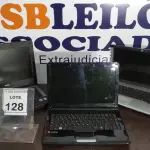 LOTE 128 - 03 NOTEBOOKS DE MARCA E MODELOS DIVERSOS. (NO ESTADO) ATENÇÃO! FAZER A VISITAÇÃO ANTES DE ARREMATAR, NÃO SABEMOS SE FUNCIONA. LEILÃO NÃO TEM GARANTIA E NEM DEVOLUÇÃO, SUJEITO A POSSÍVEIS AVARIAS VISÍVEIS/OCULTAS E/OU AUSÊNCIA DE COMPONENTES.