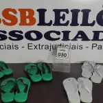 LOTE 030 - 05 PARES DE SANDÁLIAS HAVAIANAS NUMERAÇÕES 37,39,41 E 43. (NO ESTADO) ATENÇÃO! FAZER A VISITAÇÃO ANTES DE ARREMATAR, NÃO SABEMOS SE FUNCIONA. LEILÃO NÃO TEM GARANTIA E NEM DEVOLUÇÃO, SUJEITO A POSSÍVEIS AVARIAS VISÍVEIS/OCULTAS E/OU AUSÊNCIA DE COMPONENTES.