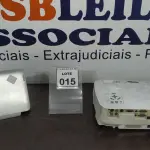LOTE 015 - 01 NOTEBOOK MARCA HP E 01 PROJETOR MARCA NEC. (NO ESTADO) ATENÇÃO! FAZER A VISITAÇÃO ANTES DE ARREMATAR, NÃO SABEMOS SE FUNCIONA. LEILÃO NÃO TEM GARANTIA E NEM DEVOLUÇÃO, SUJEITO A POSSÍVEIS AVARIAS VISÍVEIS/OCULTAS E/OU AUSÊNCIA DE COMPONENTES.