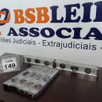 LOTE 149 - 10 NÍVEIS DE ALUMÍNIO. (NO ESTADO) ATENÇÃO! FAZER A VISITAÇÃO ANTES DE ARREMATAR, NÃO SABEMOS SE FUNCIONA. LEILÃO NÃO TEM GARANTIA E NEM DEVOLUÇÃO, SUJEITO A POSSÍVEIS AVARIAS VISÍVEIS/OCULTAS E/OU AUSÊNCIA DE COMPONENTES.