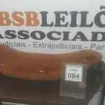 LOTE 084 - 01 SIRENE VEICULAR. (NO ESTADO) ATENÇÃO! FAZER A VISITAÇÃO ANTES DE ARREMATAR, NÃO SABEMOS SE FUNCIONA. LEILÃO NÃO TEM GARANTIA E NEM DEVOLUÇÃO, SUJEITO A POSSÍVEIS AVARIAS VISÍVEIS/OCULTAS E/OU AUSÊNCIA DE COMPONENTES.