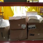 LOTE 243 - 01 LOTE COM GRANDE QUANTIDADE DE DISPENSES DE PAPEL E SABÃO. (NO ESTADO) ATENÇÃO! FAZER A VISITAÇÃO ANTES DE ARREMATAR, NÃO SABEMOS SE FUNCIONA. LEILÃO NÃO TEM GARANTIA E NEM DEVOLUÇÃO, SUJEITO A POSSÍVEIS AVARIAS VISÍVEIS/OCULTAS E/OU AUSÊNCIA DE COMPONENTES.