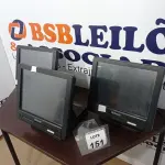 LOTE 151 - 03 MONITORES DE PONTOS DE VENDA MARCA SWEDA. (NO ESTADO) ATENÇÃO! FAZER A VISITAÇÃO ANTES DE ARREMATAR, NÃO SABEMOS SE FUNCIONA. LEILÃO NÃO TEM GARANTIA E NEM DEVOLUÇÃO, SUJEITO A POSSÍVEIS AVARIAS VISÍVEIS/OCULTAS E/OU AUSÊNCIA DE COMPONENTES.