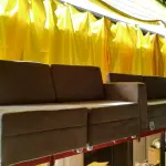 LOTE 247 - 01 SOFÁ 03 LUGARES E 02 POLTRONAS NA COR CINZA CLARO CAMURÇA. (NO ESTADO) ATENÇÃO! FAZER A VISITAÇÃO ANTES DE ARREMATAR, NÃO SABEMOS SE FUNCIONA. LEILÃO NÃO TEM GARANTIA E NEM DEVOLUÇÃO, SUJEITO A POSSÍVEIS AVARIAS VISÍVEIS/OCULTAS E/OU AUSÊNCIA DE COMPONENTES.