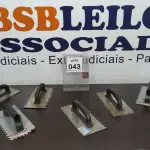 LOTE 043 - 06 DESEMPENADEIRAS DENTADAS EM AÇO. (NO ESTADO) ATENÇÃO! FAZER A VISITAÇÃO ANTES DE ARREMATAR, NÃO SABEMOS SE FUNCIONA. LEILÃO NÃO TEM GARANTIA E NEM DEVOLUÇÃO, SUJEITO A POSSÍVEIS AVARIAS VISÍVEIS/OCULTAS E/OU AUSÊNCIA DE COMPONENTES.
