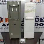 LOTE 190 - 02 BEBEDOUROS PARA GARRAFÃO. (NO ESTADO) ATENÇÃO! FAZER A VISITAÇÃO ANTES DE ARREMATAR, NÃO SABEMOS SE FUNCIONA. LEILÃO NÃO TEM GARANTIA E NEM DEVOLUÇÃO, SUJEITO A POSSÍVEIS AVARIAS VISÍVEIS/OCULTAS E/OU AUSÊNCIA DE COMPONENTES.