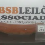 LOTE 084 - 01 SIRENE VEICULAR. (NO ESTADO) ATENÇÃO! FAZER A VISITAÇÃO ANTES DE ARREMATAR, NÃO SABEMOS SE FUNCIONA. LEILÃO NÃO TEM GARANTIA E NEM DEVOLUÇÃO, SUJEITO A POSSÍVEIS AVARIAS VISÍVEIS/OCULTAS E/OU AUSÊNCIA DE COMPONENTES.