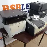 LOTE 162 - 06 IMPRESSORAS DE MARCAS E MODELOS VARIADOS. (NO ESTADO) ATENÇÃO! FAZER A VISITAÇÃO ANTES DE ARREMATAR, NÃO SABEMOS SE FUNCIONA. LEILÃO NÃO TEM GARANTIA E NEM DEVOLUÇÃO, SUJEITO A POSSÍVEIS AVARIAS VISÍVEIS/OCULTAS E/OU AUSÊNCIA DE COMPONENTES.