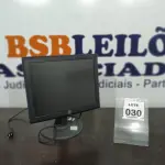 LOTE 030 - 01 MONITOR TOUCH SCREEN MARCA ELO. (NO ESTADO) ATENÇÃO! FAZER A VISITAÇÃO ANTES DE ARREMATAR, NÃO SABEMOS SE FUNCIONA. LEILÃO NÃO TEM GARANTIA E NEM DEVOLUÇÃO, SUJEITO A POSSÍVEIS AVARIAS VISÍVEIS/OCULTAS E/OU AUSÊNCIA DE COMPONENTES.
